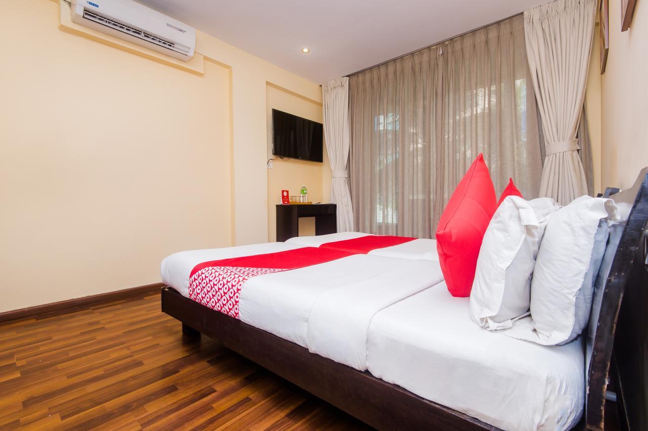 Hotel Orritel West Bombay Esterno foto