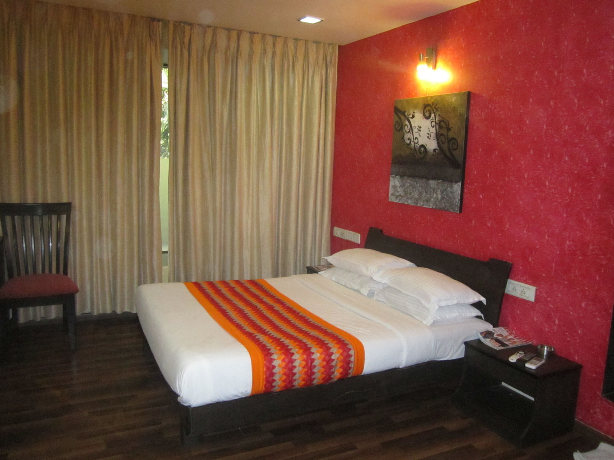 Hotel Orritel West Bombay Esterno foto