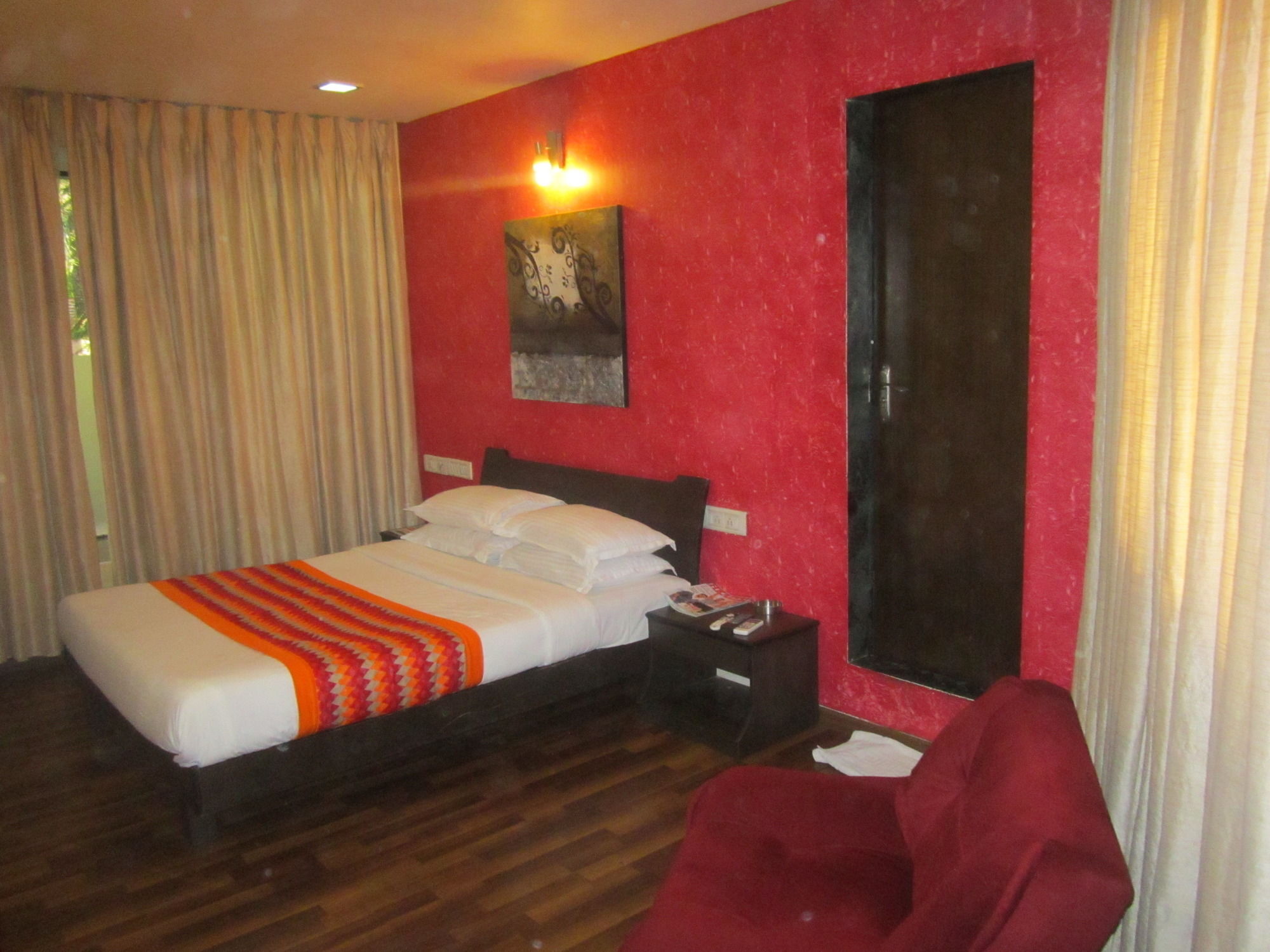 Hotel Orritel West Bombay Esterno foto